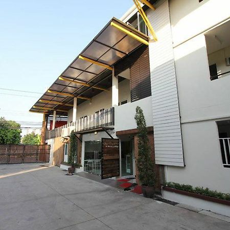 Leesort @ Onnuch Hotel Bangkok Ngoại thất bức ảnh