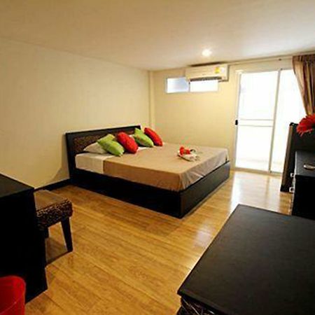 Leesort @ Onnuch Hotel Bangkok Ngoại thất bức ảnh