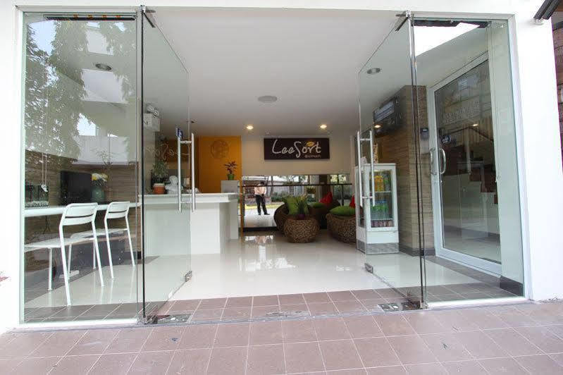 Leesort @ Onnuch Hotel Bangkok Ngoại thất bức ảnh