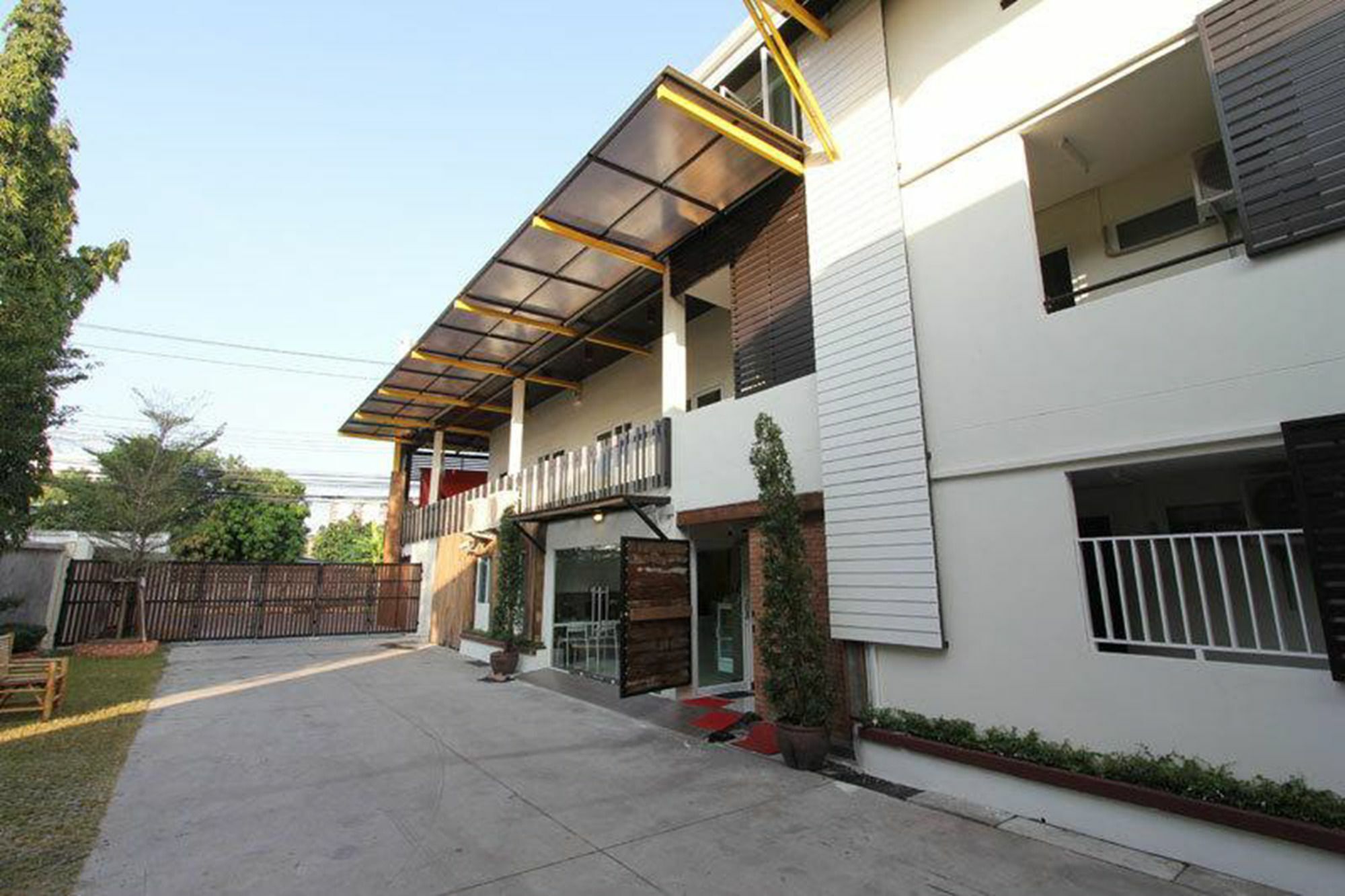 Leesort @ Onnuch Hotel Bangkok Ngoại thất bức ảnh