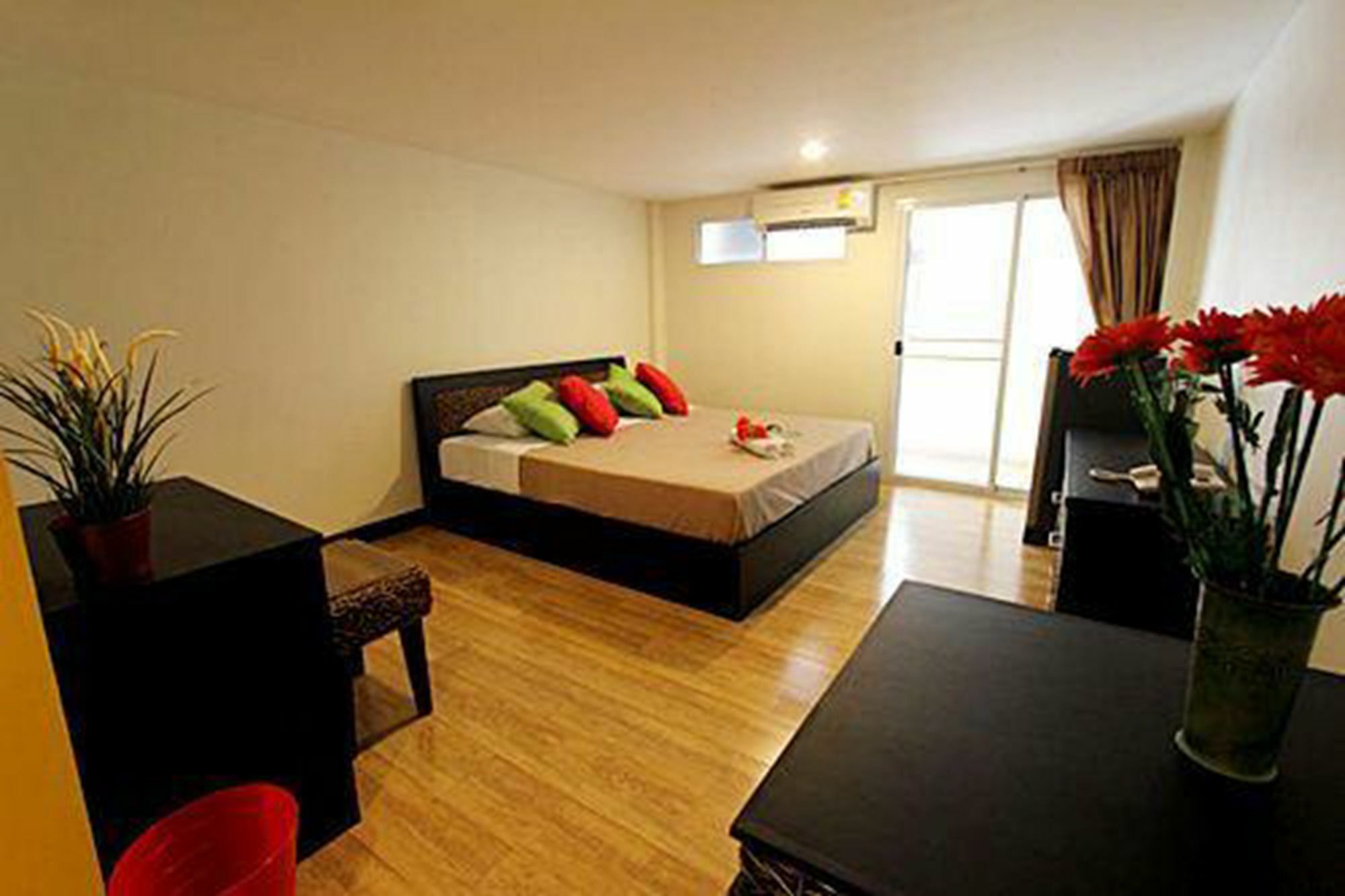 Leesort @ Onnuch Hotel Bangkok Ngoại thất bức ảnh